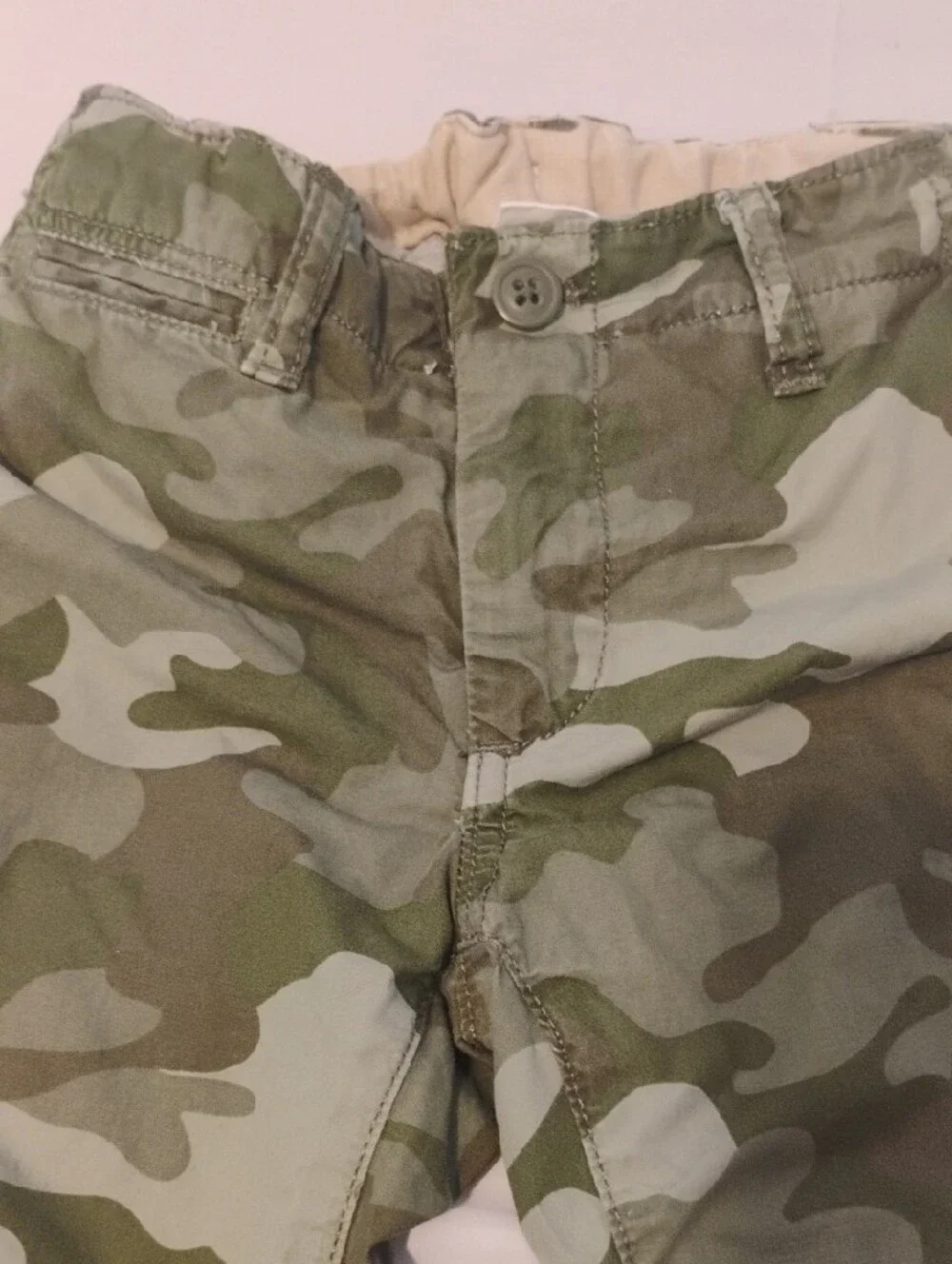 Gap Kids Khaki Cargo Pants Size 6 Green  Camo Everyday Casual Uniform | MSR $45